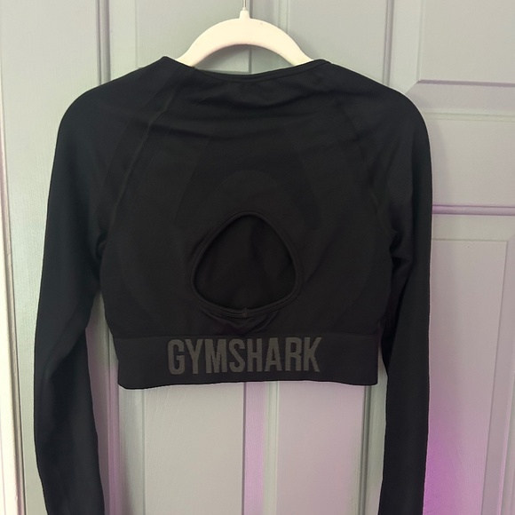(S) Gymshark Training Long Sleeve Crop Compression Top (Black) (w/ back cut out) - Picture 3 of 3
